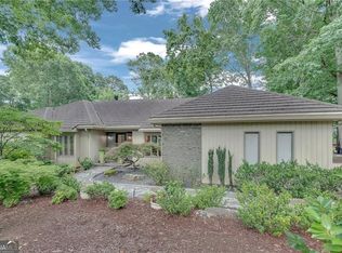 4085 Roxburgh Dr, Roswell, GA 30076