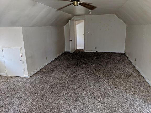 2nd image of 4824 Capitol Ave APT 4