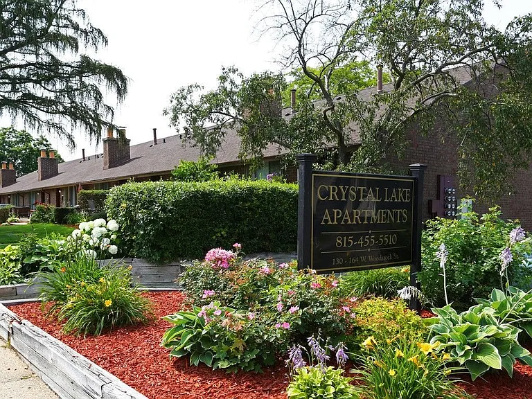 Crystal Lake Apartments — Photo 7