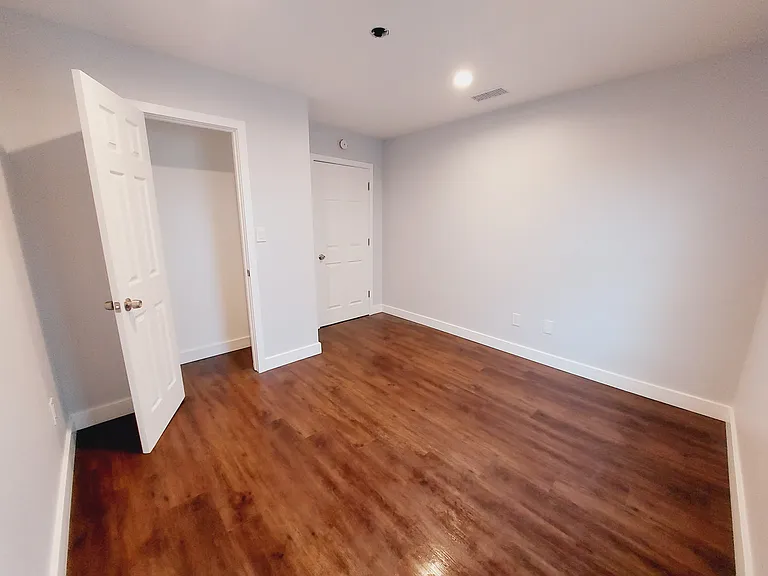 808 S Bois D Arc St — Photo 10