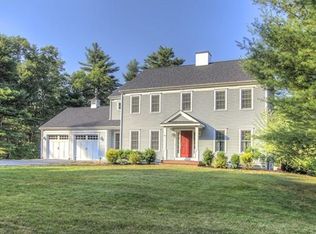 32 Sparrow Ln, Pembroke, MA 02359