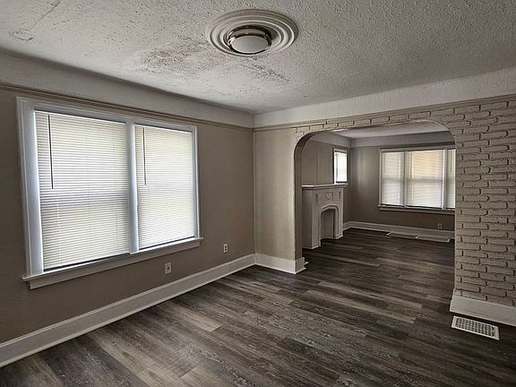 3rd image of 1665 1st Ave