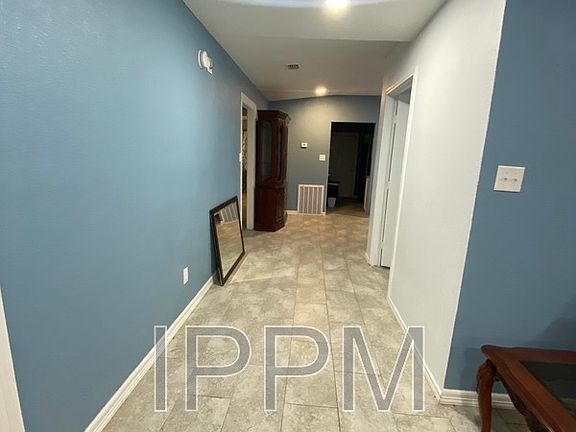 3rd image of 23085 Pacific Ave