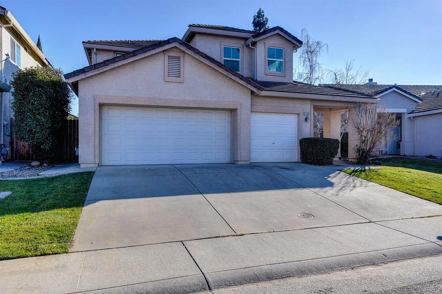 8268 Primoak Way photo 1