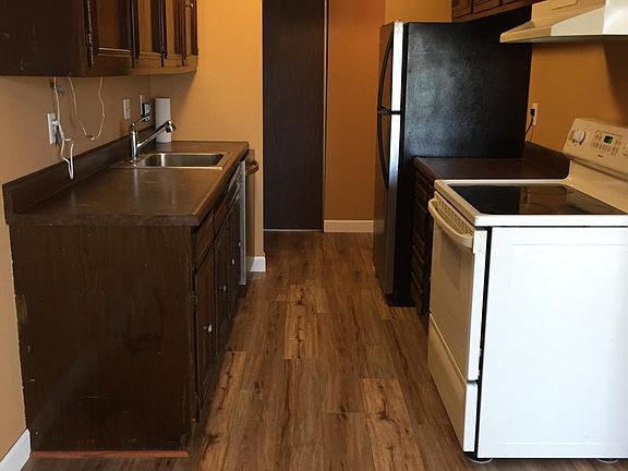 3rd image of 948 Westbrooke Way APT 1