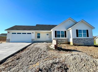 298 Lake Labadie Dr, Labadie, MO 63055