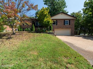 1111 Tanya Lynn Dr, Jefferson City, MO 65109