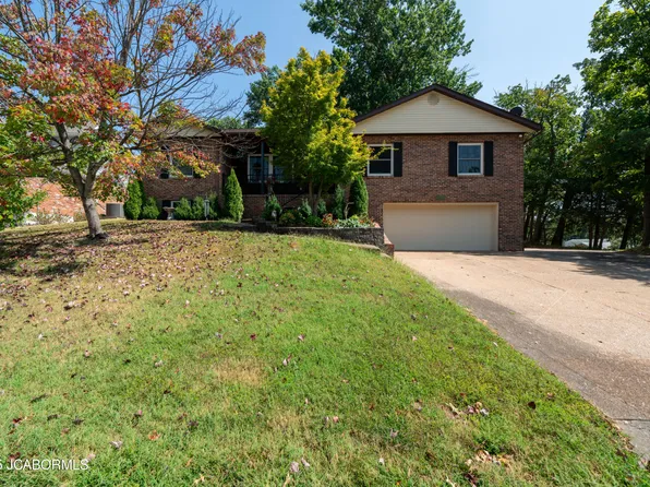 1111 Tanya Lynn Dr, Jefferson City, MO 65109