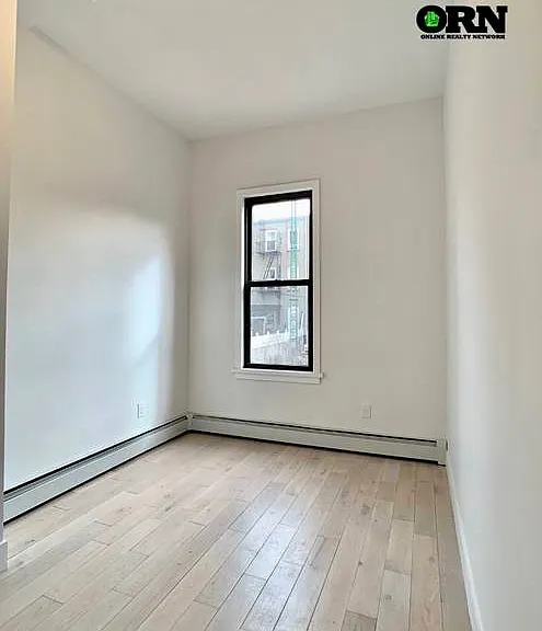 346 Stanhope St #2 — Photo 9