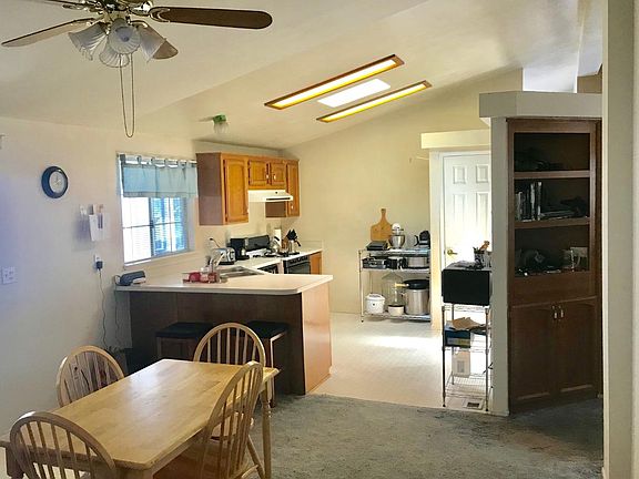 5th image of 306 Los Encinos St