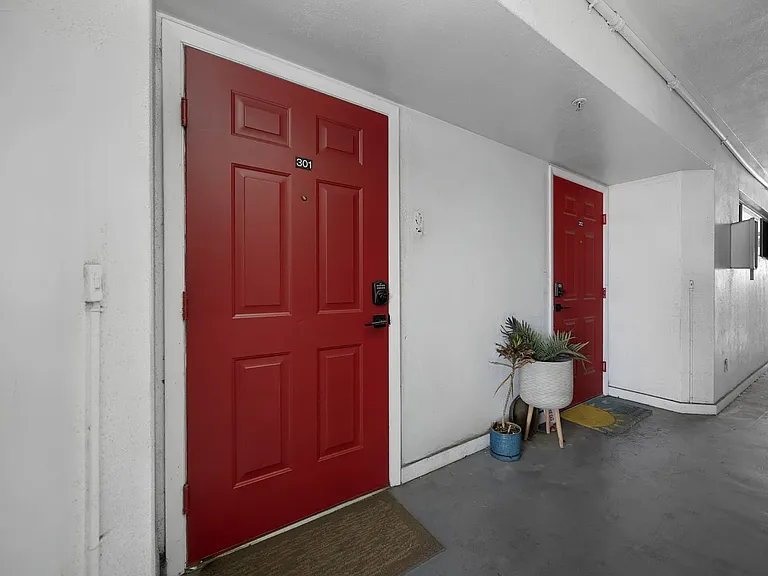 3554 1st Ave N #203 — Photo 18