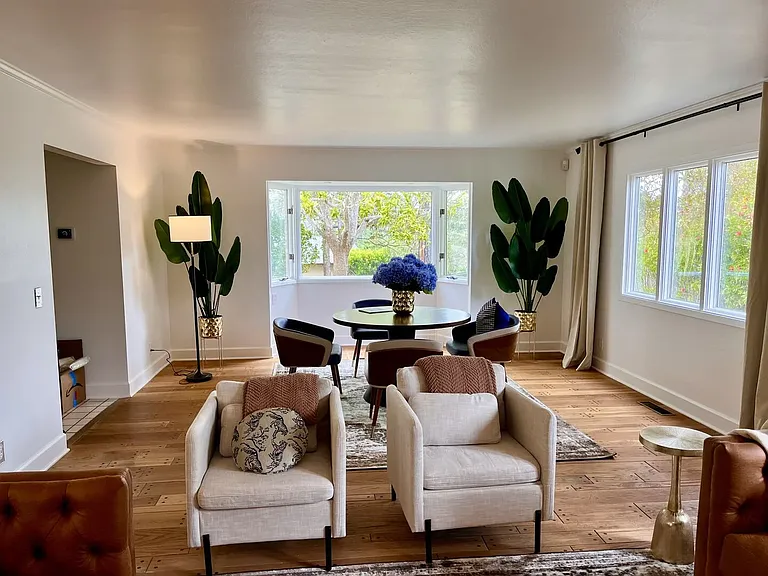 1047 San Carlos Rd — Photo 32