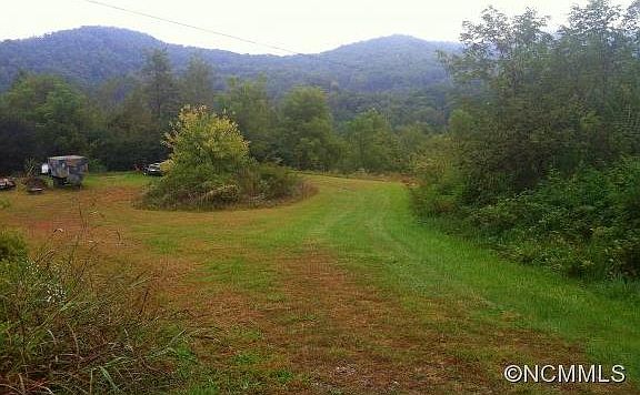 2nd image of Pond View Dr