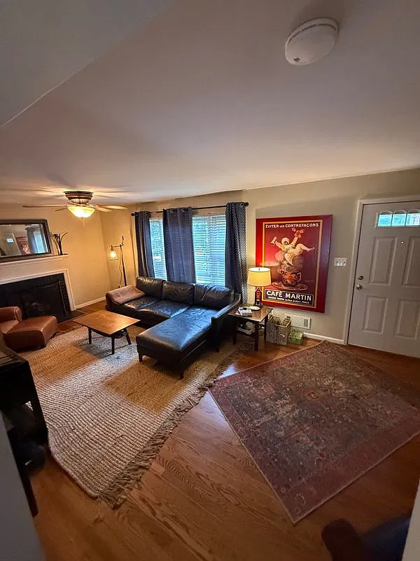 2 bed, 2.0 bath, 1977 sqft, $2,800 — Photo 3
