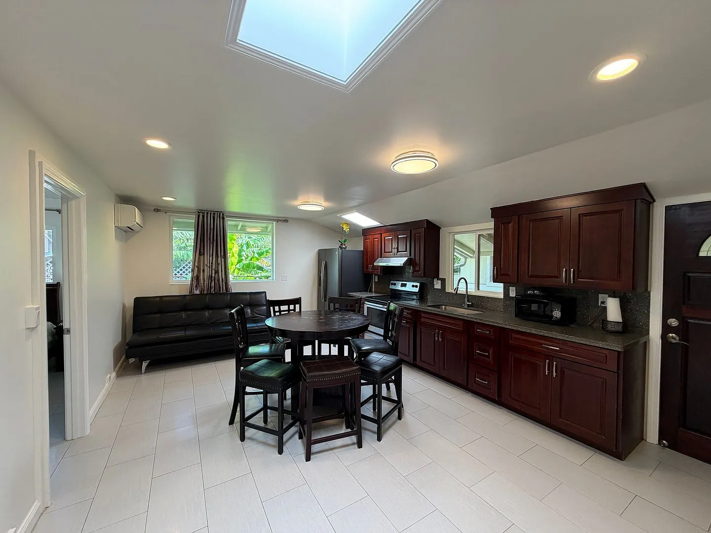 3346 Kanaina Avenue — Photo 1