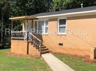 6 Victor Ct, Greer, SC 29651