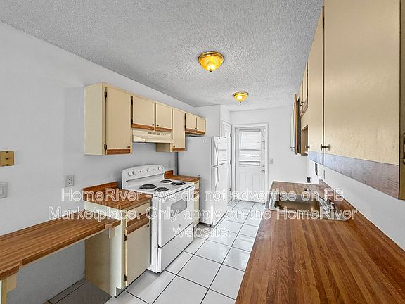 2nd image of 741 W Rosewood Ln
