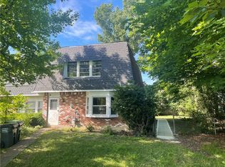 18 Shelley Ct, Middletown, NY 10941