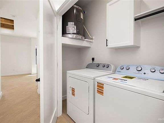 3rd image of 2907 Esteban St #1