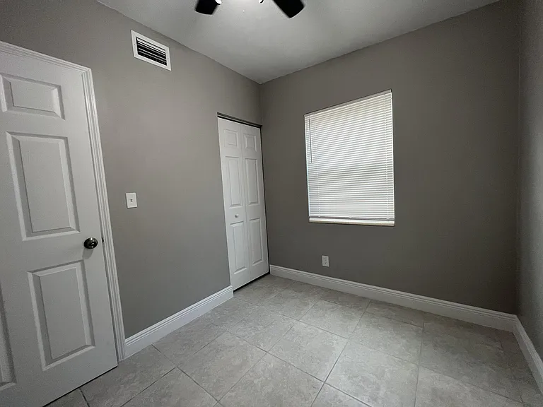 3990 Plum Tree Dr — Photo 9