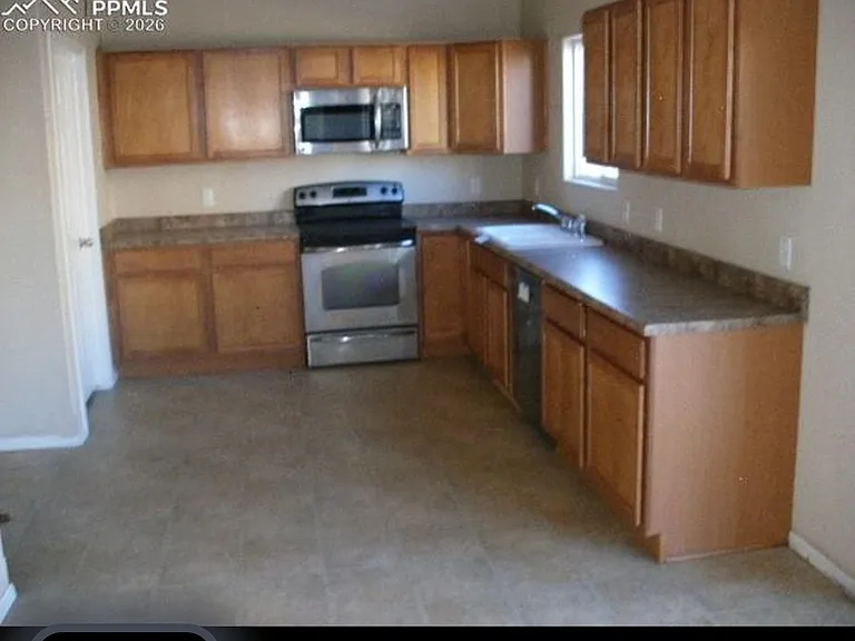 5125 Goldking Rd — Photo 2