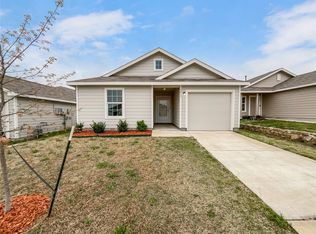 1611 Daunton Dr, Crandall, TX 75114