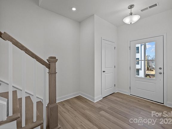 3rd image of 4219 Alexander View Dr #33