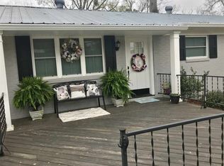 404 College St, Pelahatchie, MS 39145