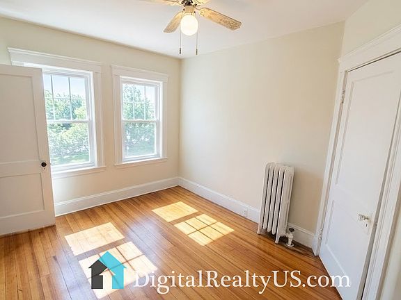 3rd image of 187 Trapelo Rd #1