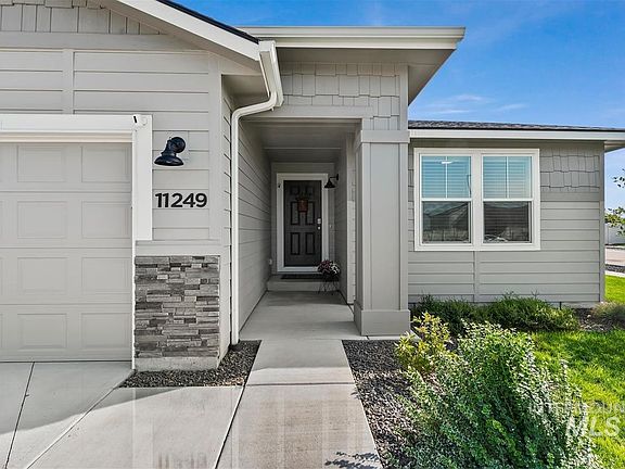 4th image of 11249 W Tualatin Riv