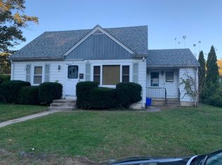 5 Columbia Ave, Coventry, RI 02816