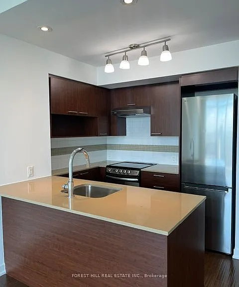 320 Tweedsmuir Ave #1410 — Photo 13