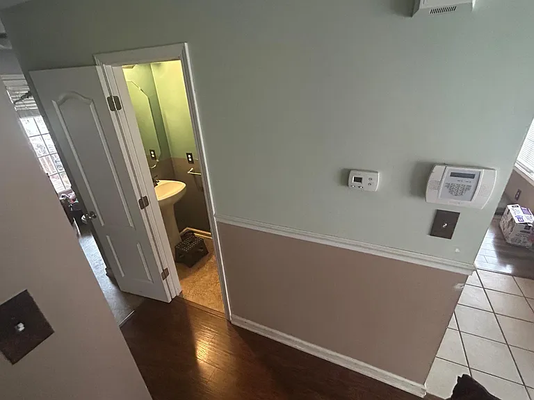 367 Andrew Dr — Photo 3