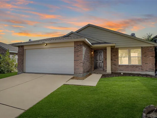 2260 White Oak Dr, Little Elm, TX 75068