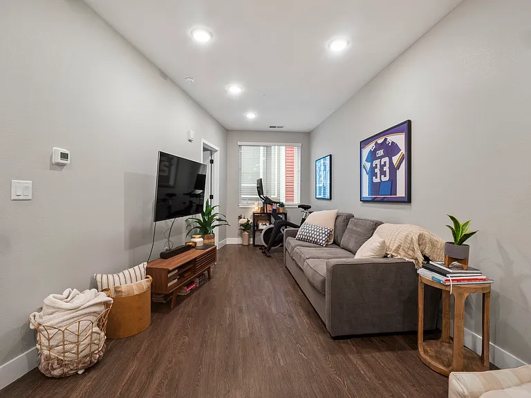 2729 W 28th Ave #311 — Photo 3