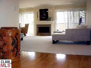 2nd image of 949 N Kings Rd APT 201