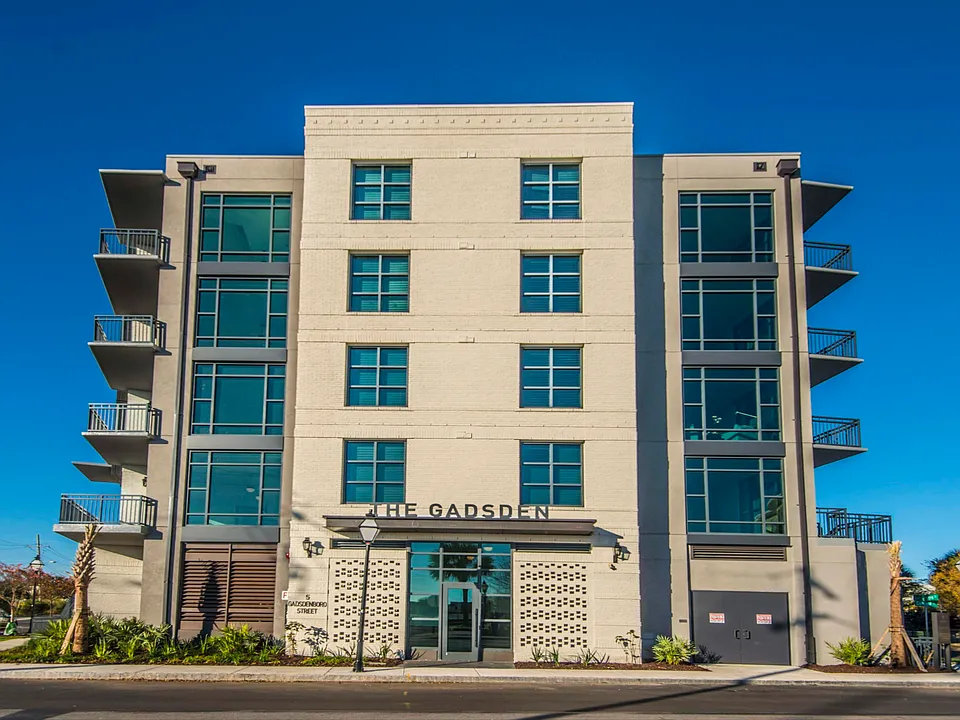 5 Gadsdenboro St #312