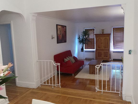 2nd image of 660 Walton Ave #5H