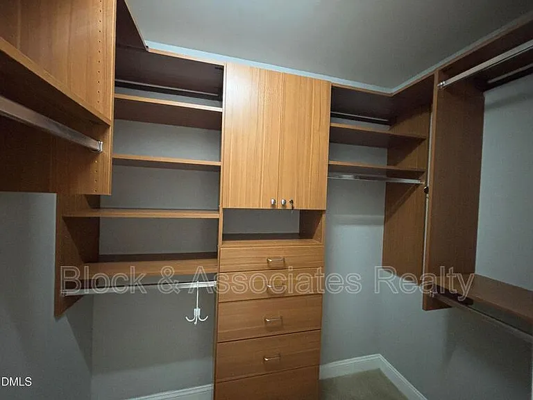 124 Factors Walk Ln — Photo 41