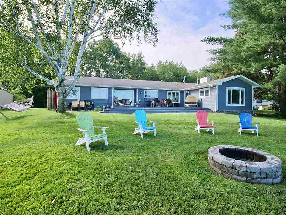 668 Holly Rd, Cadillac, MI 49601 Zillow