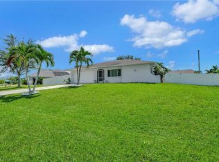 516 Retunda Pkwy W, Cape Coral, FL 33904