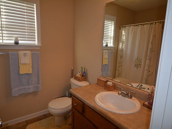 5th image of 2070 Mallard Creek Dr
