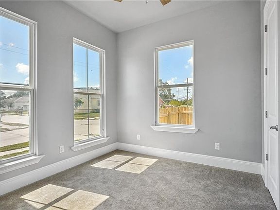2nd image of 5001 Prentiss St