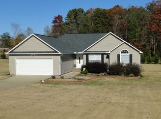 324 Sarratt Creek Rd, Gaffney, SC 29341