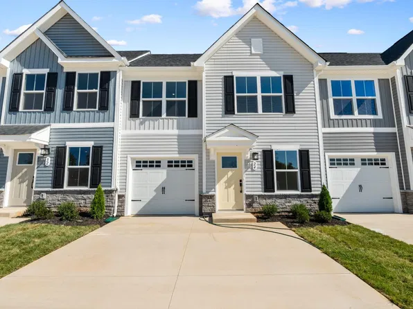 48 Greenwood Dr, Hardy, VA 24101