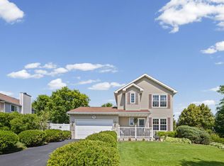 1006 Lindsay St, Joliet, IL 60431