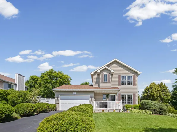 1006 Lindsay St, Joliet, IL 60431
