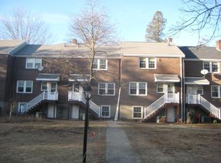11 Linden St #11, Wellesley, MA 02482