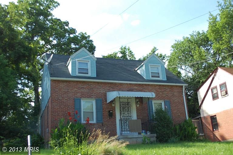 2nd image of 3716 Cedar Dr