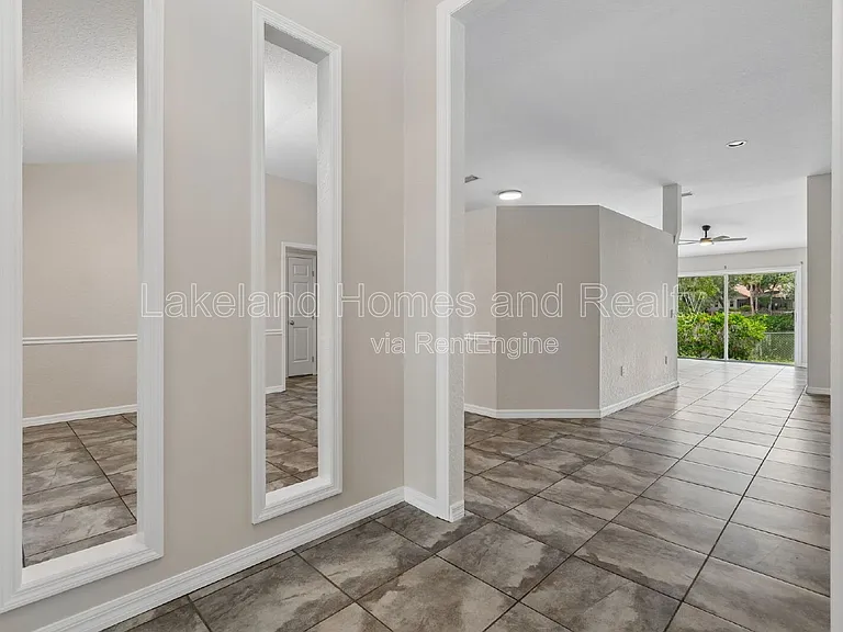 95 Woodside Dr — Photo 8